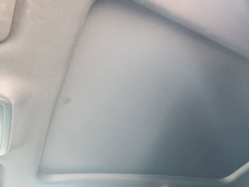 Used 2024 Chevrolet Traverse RS image 25