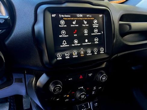 Used 2019 Jeep Renegade Latitude w/ UConnect 8.4 Nav Group image 41