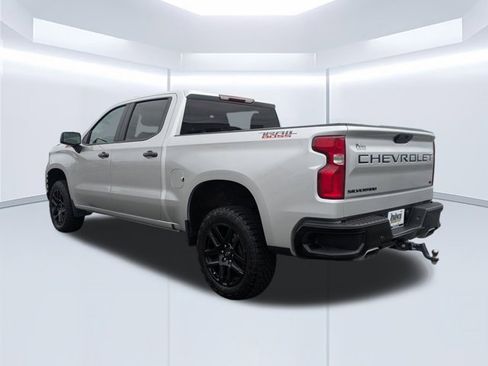 Used 2021 Chevrolet Silverado 1500 LT Trail Boss w/ Bed Protection Package image 5