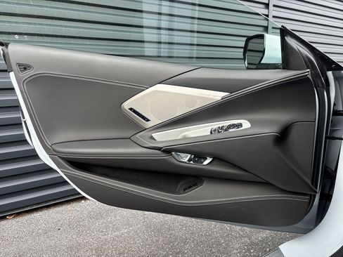 Used 2024 Chevrolet Corvette Stingray Premium Cpe w/ 3LT image 14