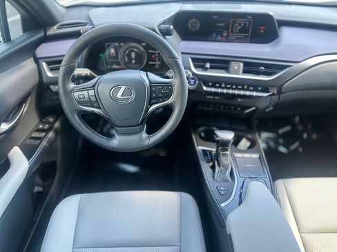 Used 2021 Lexus UX 250h w/ Premium Package AWD/4WD image 10