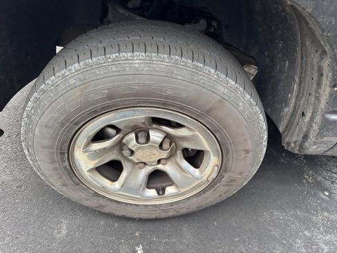 Used 2006 Dodge Ram 1500 Truck ST w/ SXT Group image 5