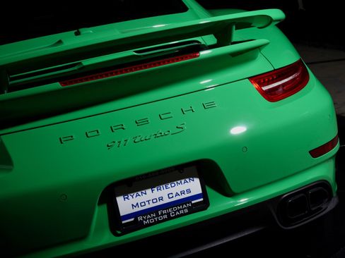 Used 2015 Porsche 911 Turbo S image 10