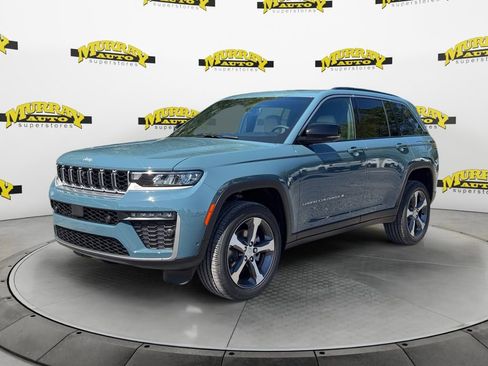 New 2026 Jeep Grand Cherokee Limited RWD image 1