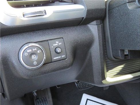 Used 2017 GMC Acadia Limited SLT image 12