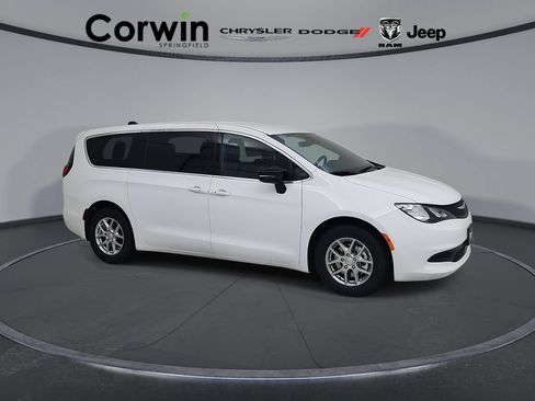 New 2027 Chrysler Pacifica LX FWD image 1