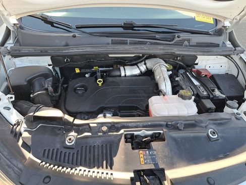 Used 2022 Buick Encore Preferred AWD/4WD image 27