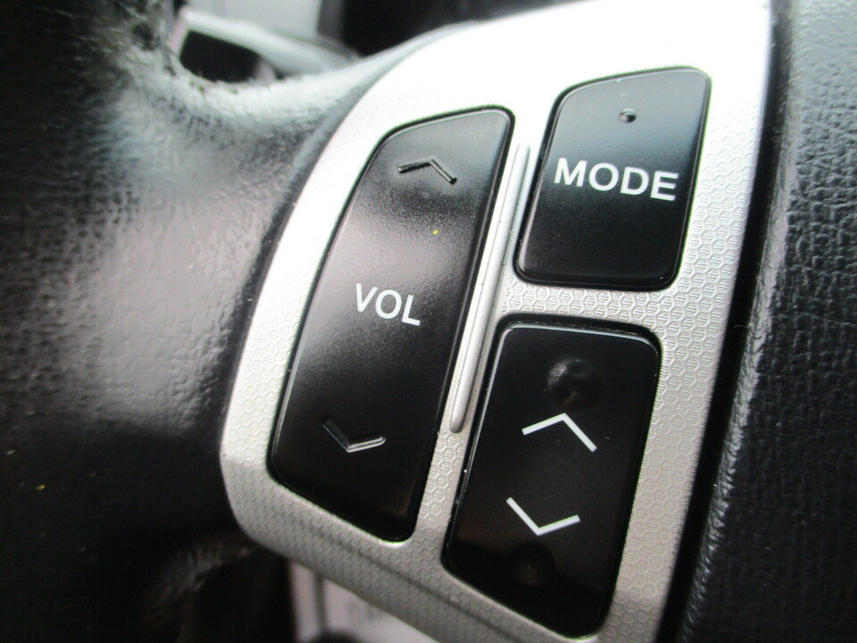 Used 2009 Hyundai Elantra SE FWD image 32