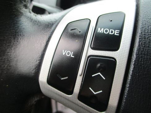 Used 2009 Hyundai Elantra SE FWD image 32