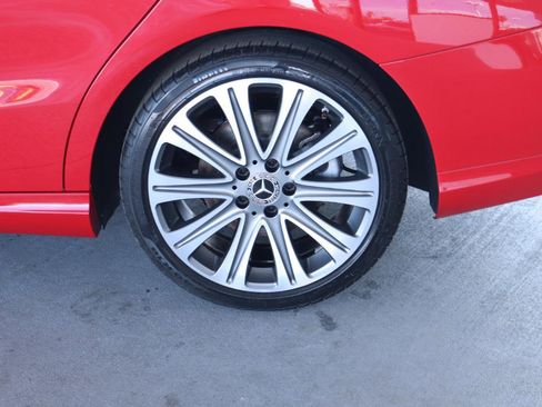 Used 2018 Mercedes-Benz CLA 250 4MATIC image 11