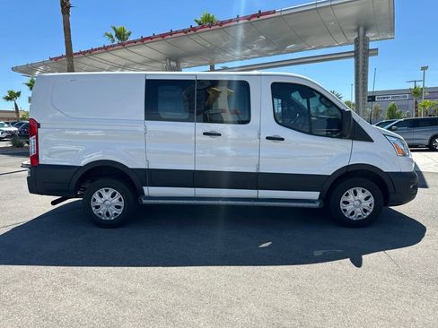 Used 2022 Ford Transit 250 Low Roof w/ Exterior Upgrade Package RWD image 4