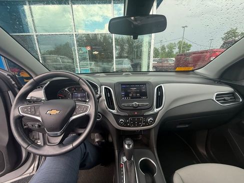 Used 2020 Chevrolet Equinox LT AWD/4WD image 23