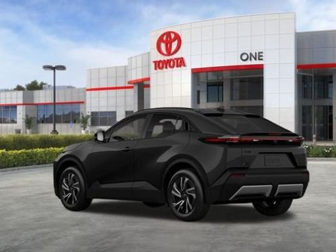 New 2026 Toyota C-HR AWD/4WD image 40