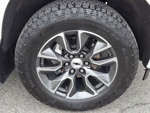 Used 2024 Chevrolet Silverado 1500 RST w/ All Star Edition Plus AWD/4WD image 10