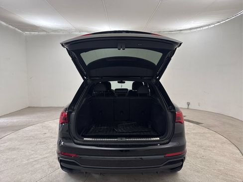 Used 2023 Audi Q3 2.0T Premium Plus w/ Premium Plus Package AWD/4WD image 27
