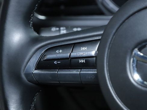 Used 2022 MAZDA MAZDA3 s image 23