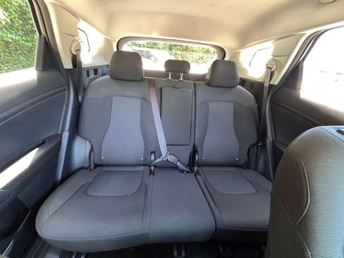 Used 2025 Kia Sportage LX FWD image 36