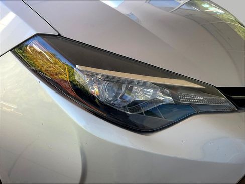 Used 2017 Toyota Corolla LE FWD image 27