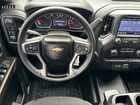 Used 2020 Chevrolet Silverado 1500 LT w/ Remote Start Package AWD/4WD image 16