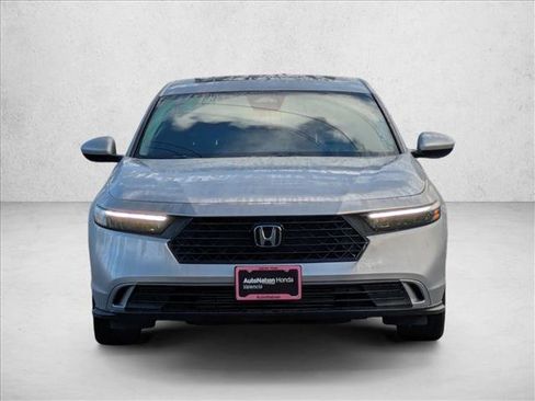 Used 2024 Honda Accord EX image 2