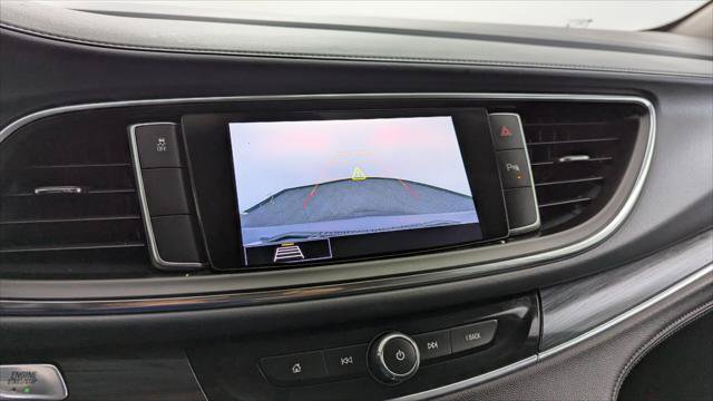 Used 2021 Buick Enclave Essence FWD image 31