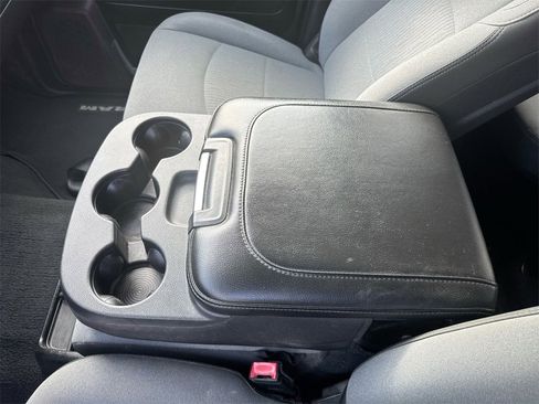 Used 2019 RAM 2500 Big Horn image 24