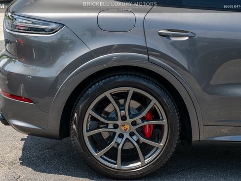 Used 2023 Porsche Cayenne GTS w/ Premium Package Plus image 47