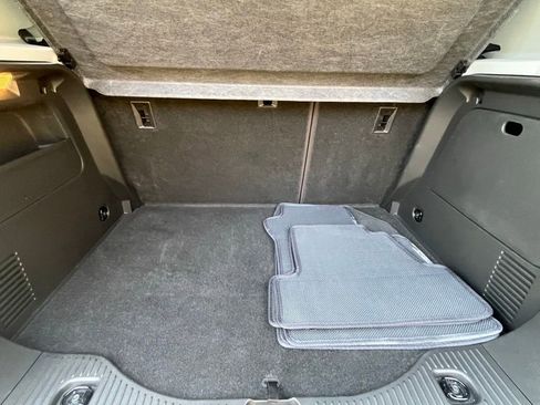 Certified 2022 Chevrolet Trax LT w/ LT Convenience Package image 16