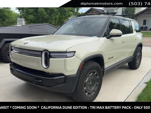 Used 2025 Rivian R1S Adventure AWD/4WD image 1