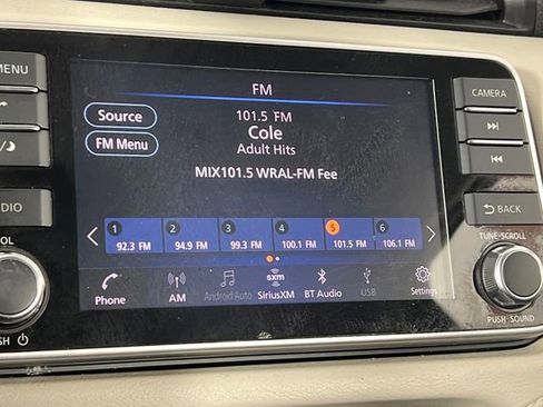 Used 2021 Nissan Versa SV image 29