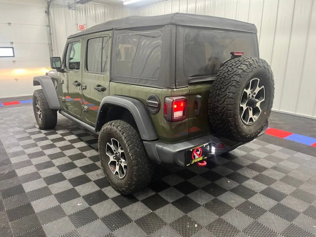 Used 2021 Jeep Wrangler Unlimited Rubicon AWD/4WD image 9
