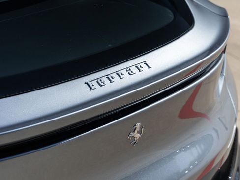 Used 2025 Ferrari Purosangue AWD/4WD image 15