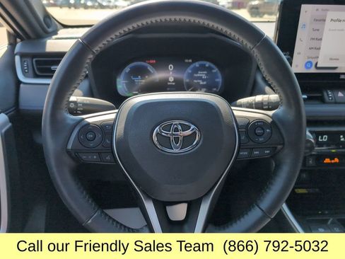 Used 2023 Toyota RAV4 XSE AWD/4WD image 18