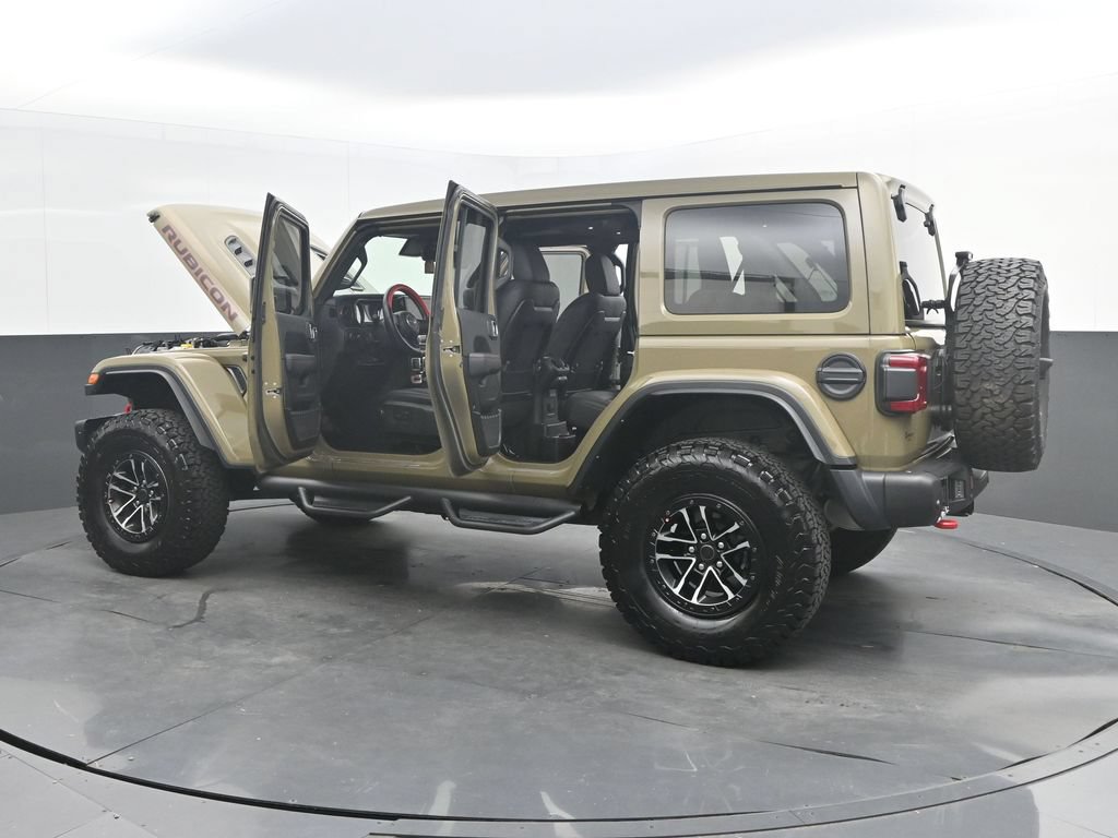 Used 2025 Jeep Wrangler Unlimited Rubicon AWD/4WD image 53