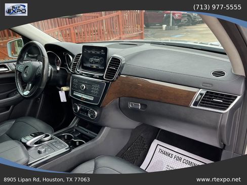 Used 2017 Mercedes-Benz GLS 450 4MATIC image 46