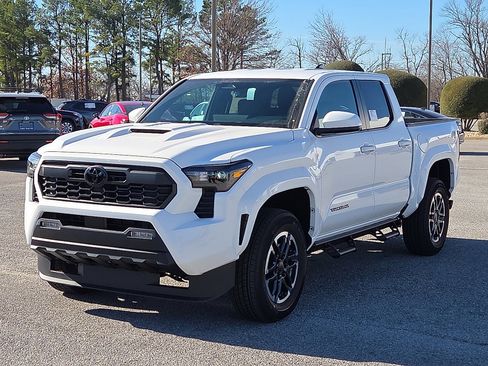 New 2026 Toyota Tacoma TRD Sport image 2