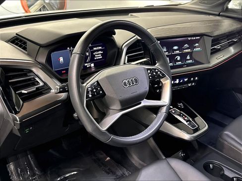 Used 2023 Audi Q4 e-tron Premium Plus w/ Premium Plus RWD image 15