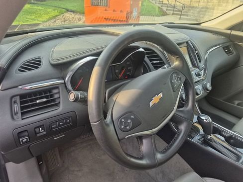 Used 2014 Chevrolet Impala LTZ image 7