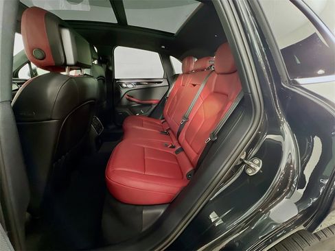 New 2026 Porsche Macan image 24