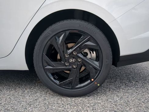 New 2026 Hyundai Elantra Sport image 14
