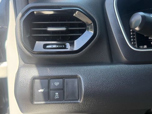Used 2025 Honda Pilot Black Edition image 12