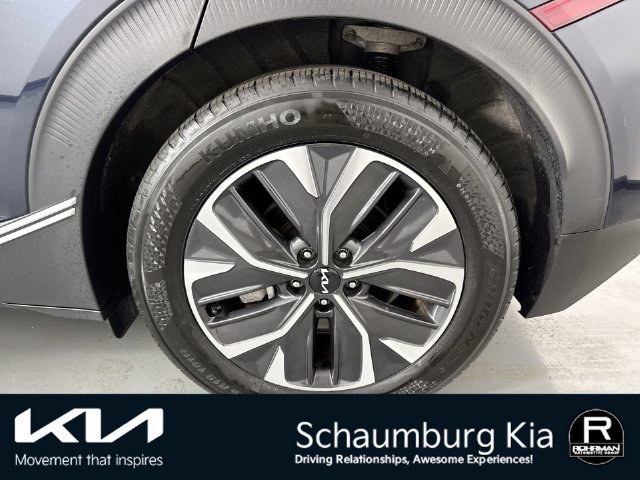Certified 2024 Kia EV6 Light AWD/4WD image 5