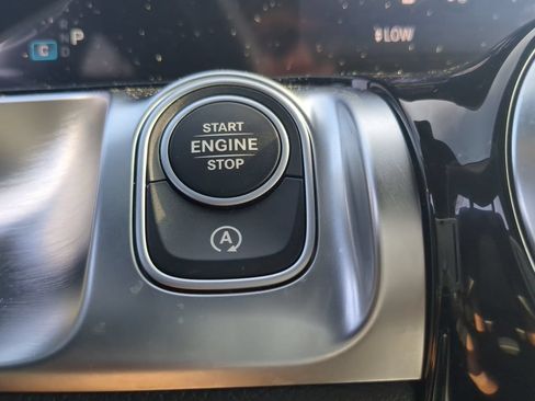 Certified 2024 Mercedes-Benz GLB 250 4MATIC image 14