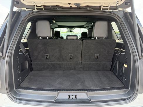 Used 2021 Ford Expedition Limited AWD/4WD image 11