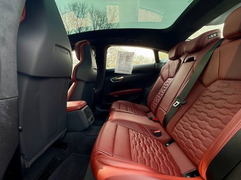 Used 2024 Audi RS e-tron GT w/ Carbon Performance Package image 16