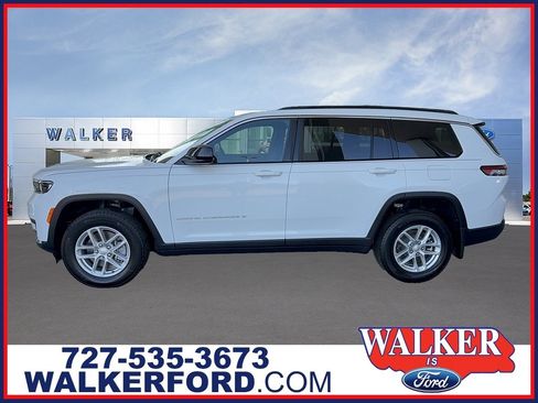Used 2025 Jeep Grand Cherokee L Laredo AWD/4WD image 1
