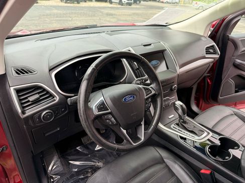 Used 2016 Ford Edge SEL w/ Equipment Group 201A FWD image 8