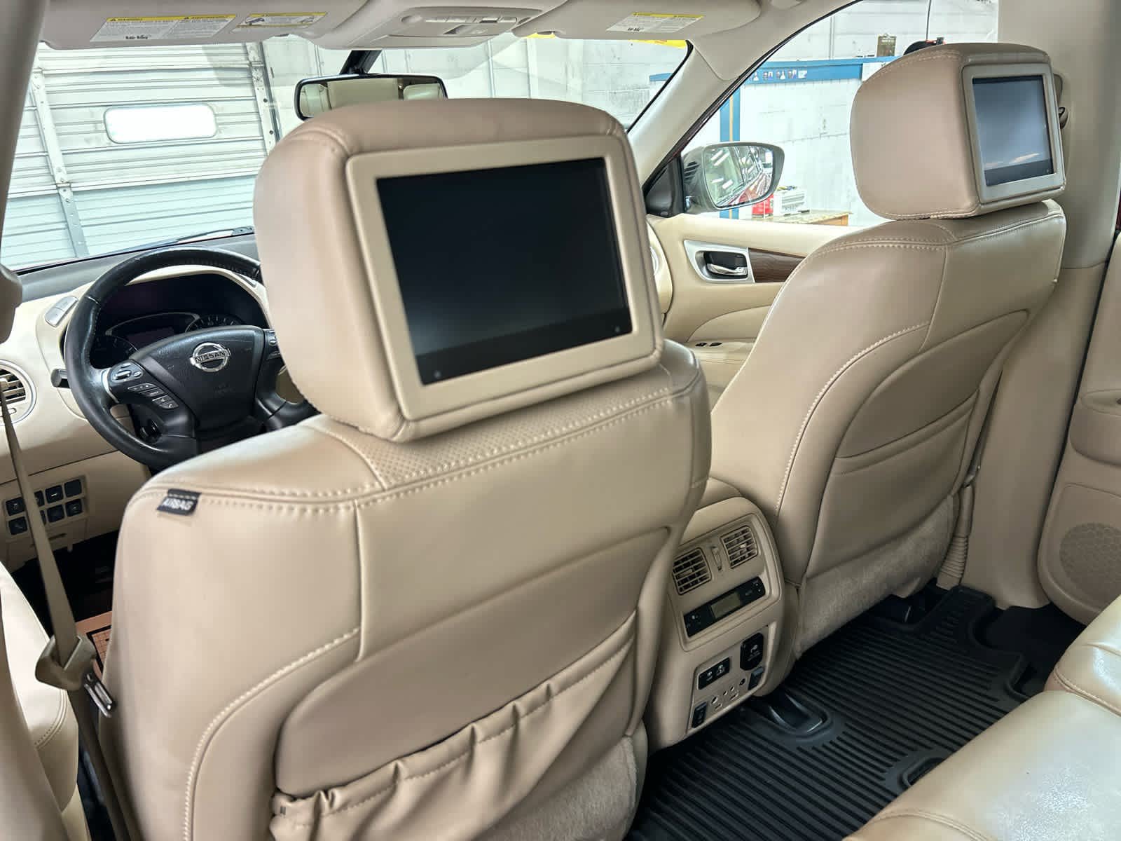 Used 2019 Nissan Pathfinder Platinum AWD/4WD image 5