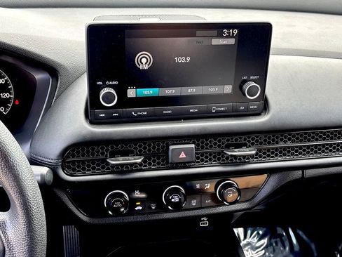 Used 2024 Honda HR-V LX image 14