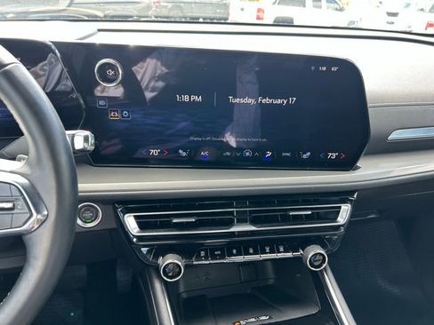 Certified 2025 Chevrolet Traverse LT image 22